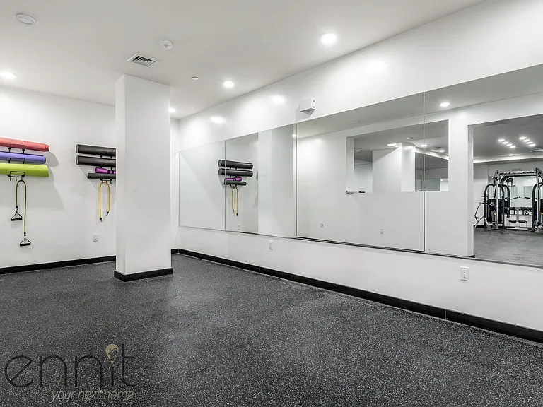 33 Little Nassau St #907 — Photo 19