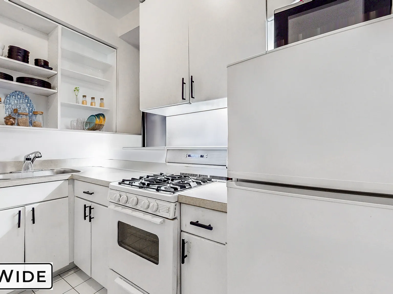 220 East 85th Street — Photo 4