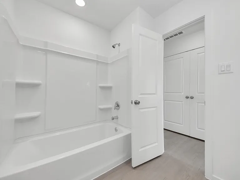 1031 Garnet Rain Cir — Photo 15