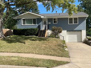 12212 Kuehl Cir, Omaha, NE 68137