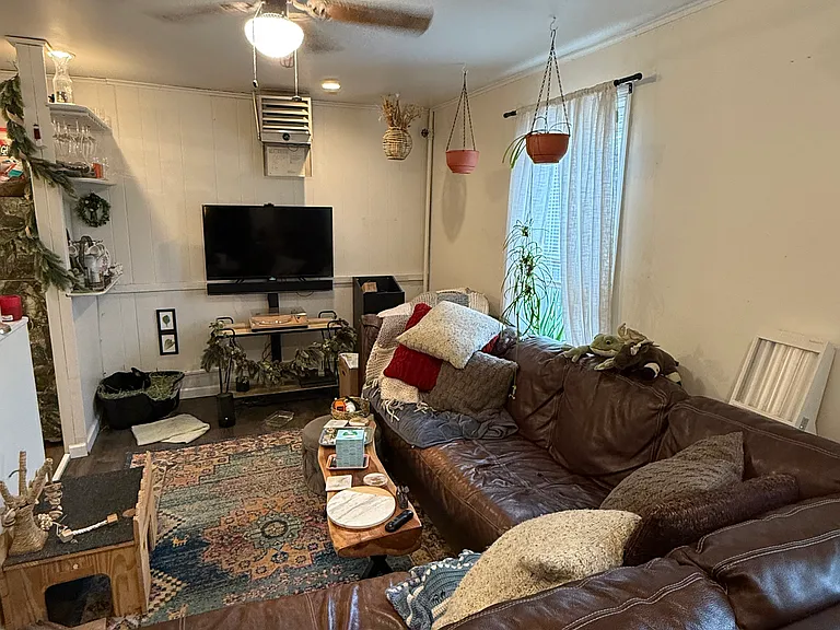 30 Chandler Sq #1 — Photo 4