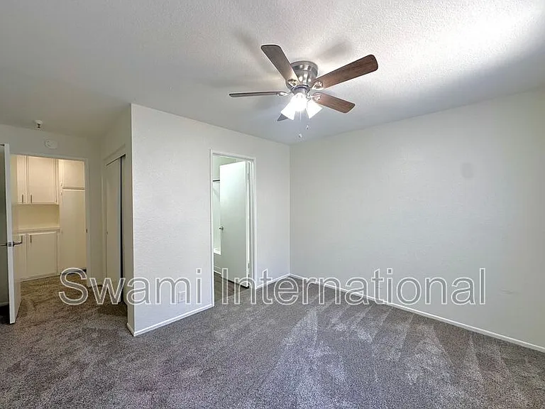 14323 Cerise Ave #18 — Photo 32