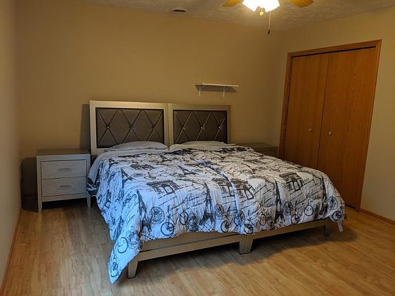 5th image of 819 S 42nd St