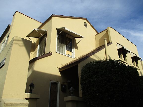 2nd image of 1317-1319 E Wilson