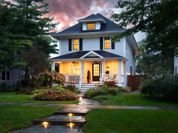 231 Douglas Ave, Naperville, IL 60540