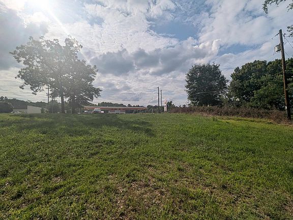 5th image of 7860 Piedmont Hwy