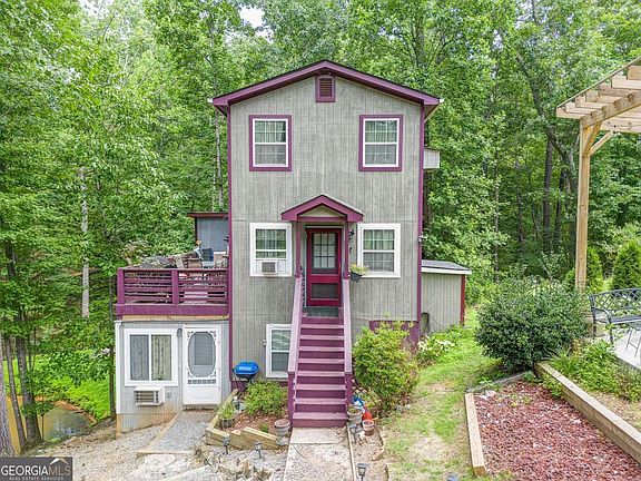 2nd image of 41 Summit Ridge Dr SE