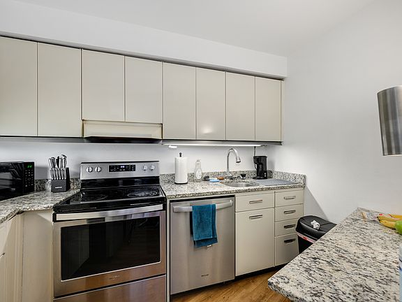 3rd image of 300 N State St APT 3508