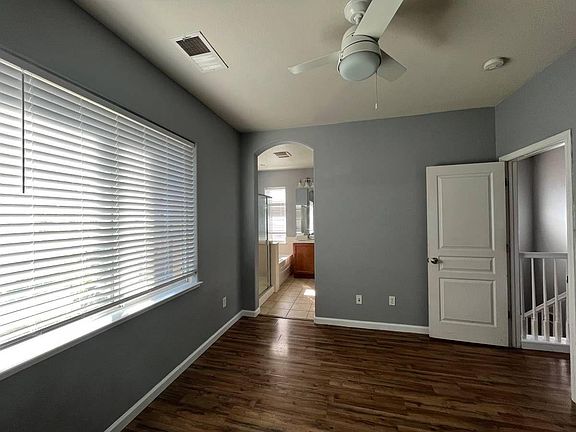 2nd image of 2872 10th St