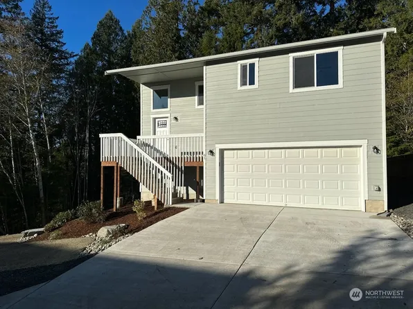 61 E Ellinor Peak Place, Belfair, WA 98528