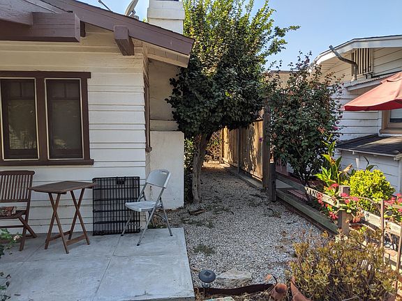 3rd image of 100 Palmetto Dr APT 11