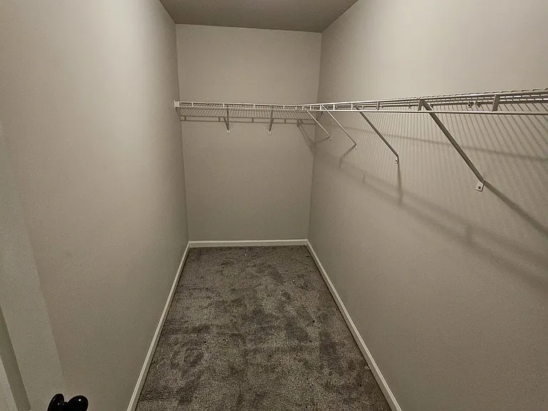3004 Bayrose Cir #102B — Photo 37