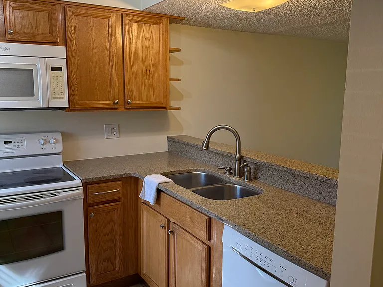 9209 Seminole Blvd #82 — Photo 5