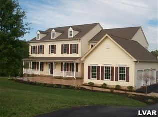 35 Longhill Dr, Easton, PA 18042