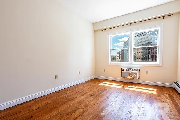 Rented by EXR | media 17