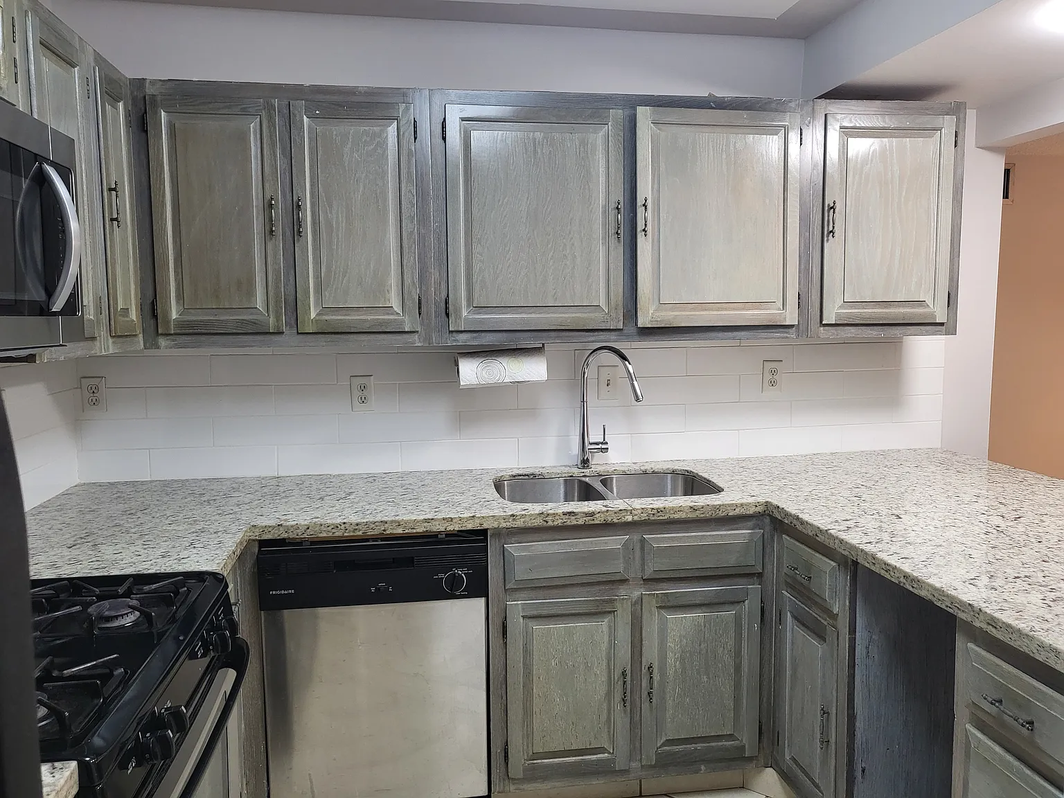 2 bed, 1470 sqft, $3,200 — Photo 2