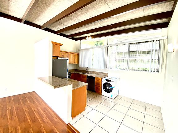 4th image of 3620 Fredonia Dr APT 2