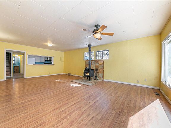 5th image of 11391 Ridge Rd