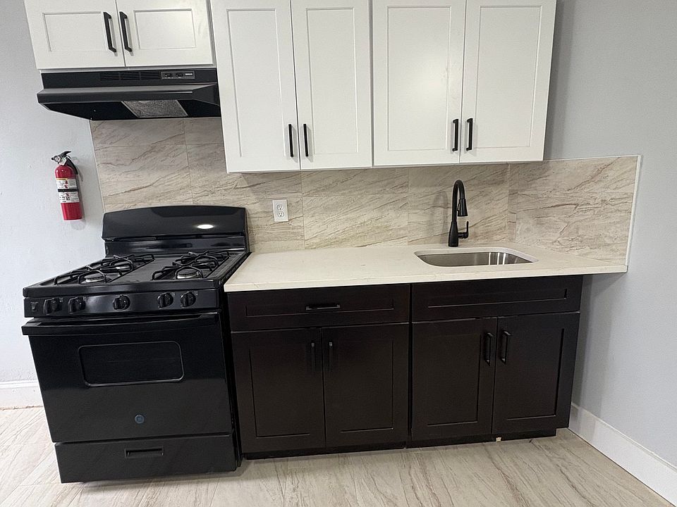 1st image of 1000 S Orange Ave #101