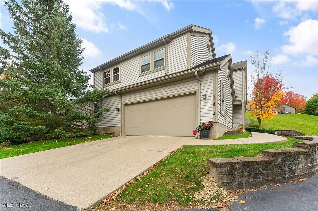 6515 Saint Andrews Dr #2 photo 1