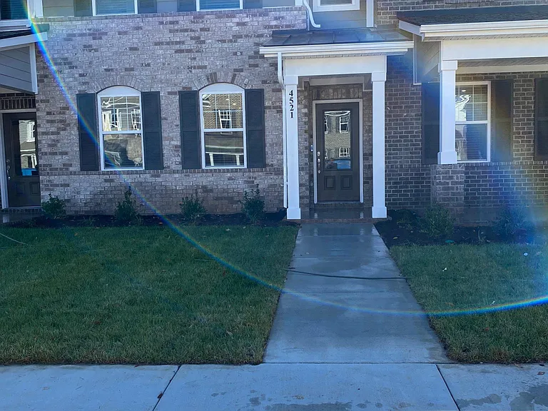 4521 Sardius Dr — Photo 45