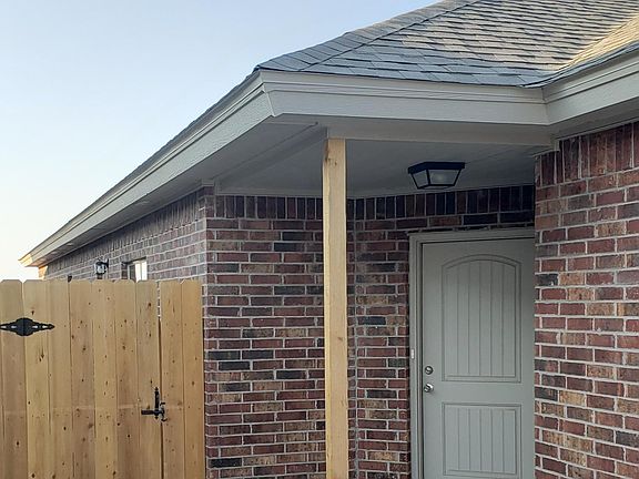 3rd image of 1113 Preston Trl #B