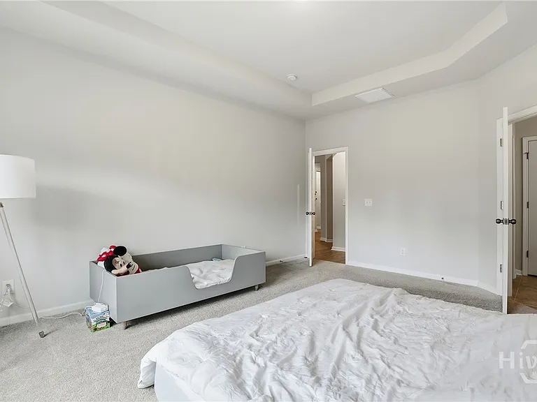 729 Blue Moon Xing — Photo 26