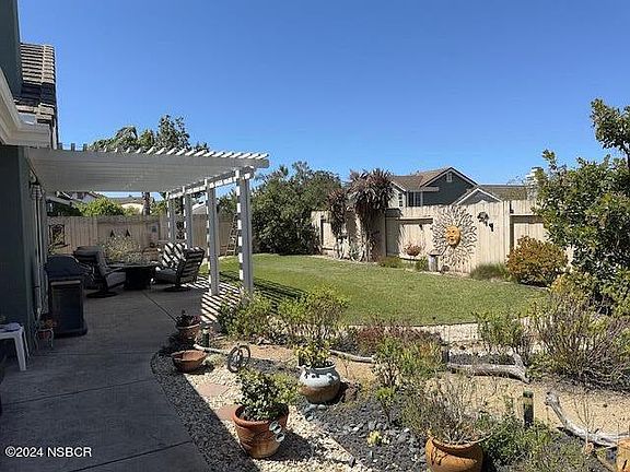 2nd image of 3051 Mesquite Ln