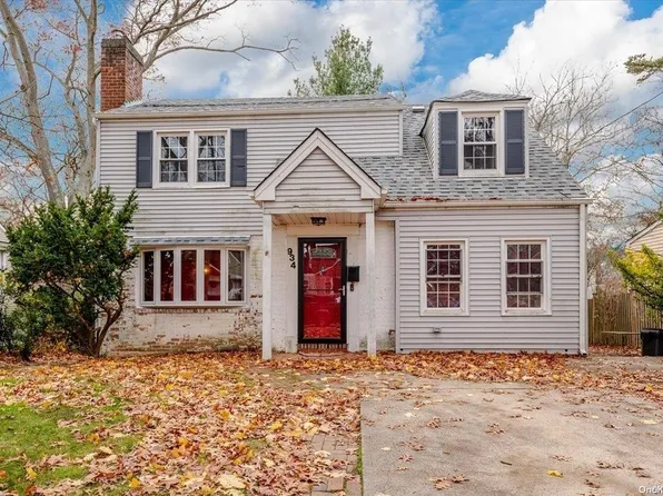 934 Cleveland Street, West Hempstead, NY 11552
