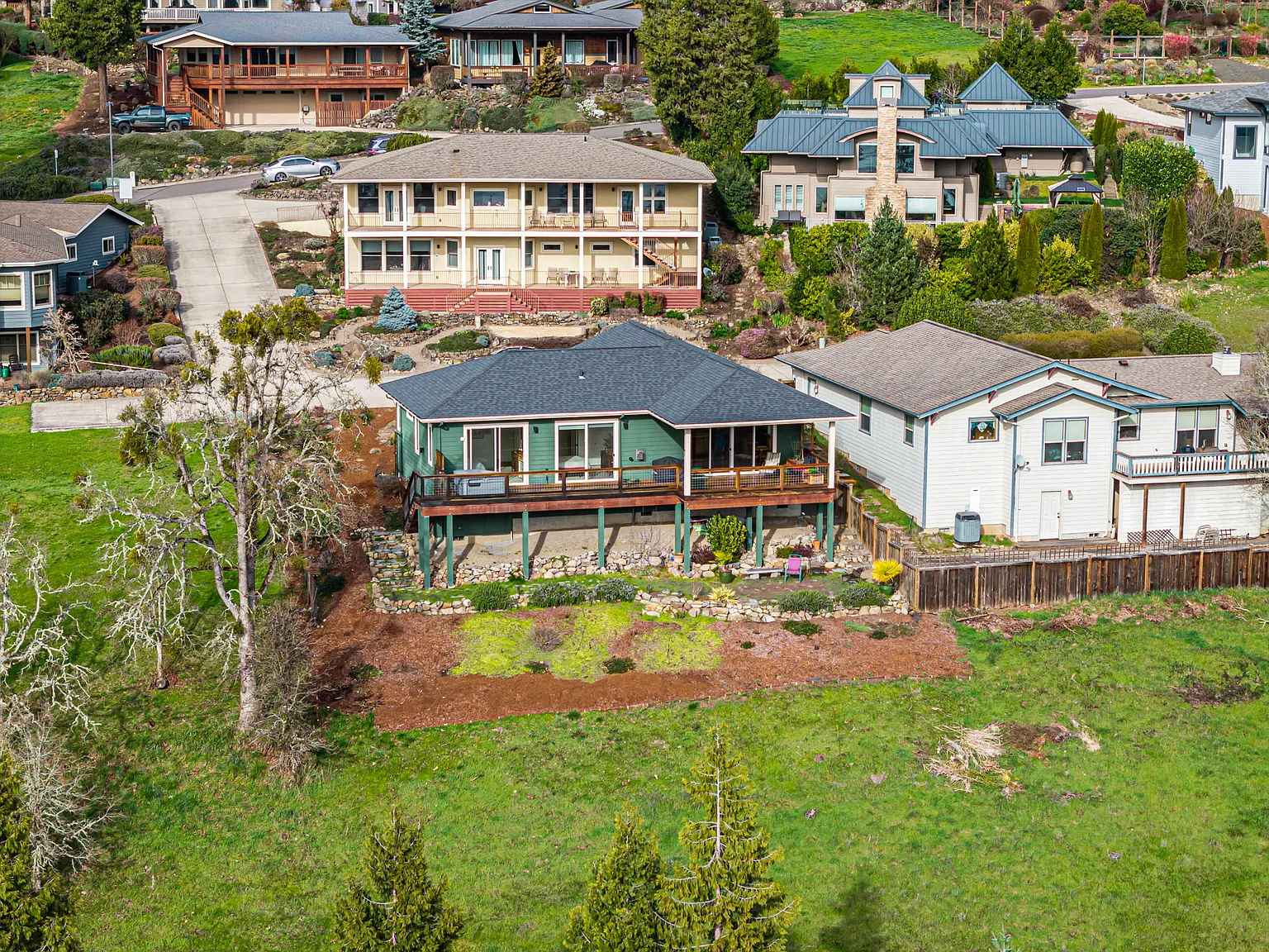 530 Sunridge Lane - 1 — Photo 3