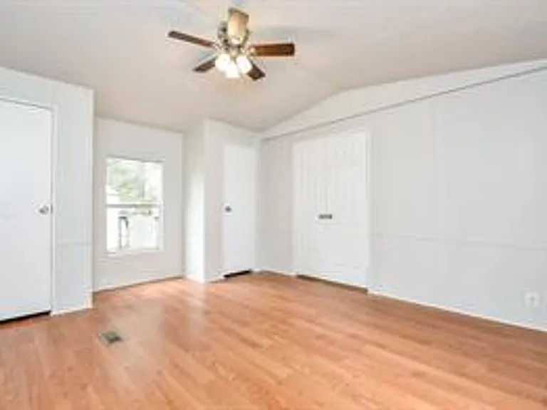 12842 Roy Harris Loop — Photo 19