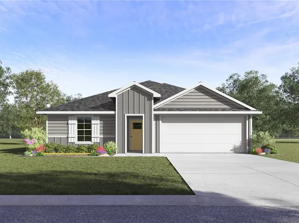 124 Watts Ave, Gentry, AR 72734