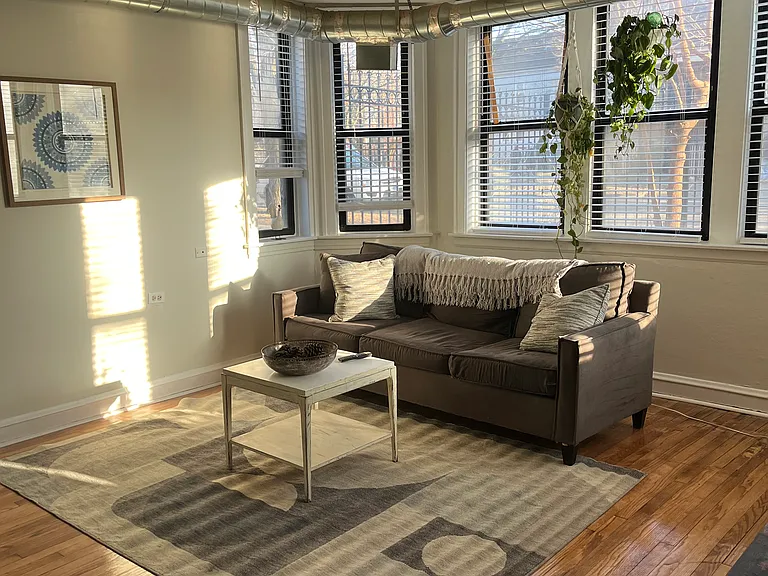 3414 W Medill Ave #B — Photo 7