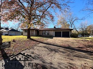 1300 Hull Valley Dr, Waynesville, MO 65583