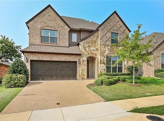 2nd image of 801 Miramar Dr