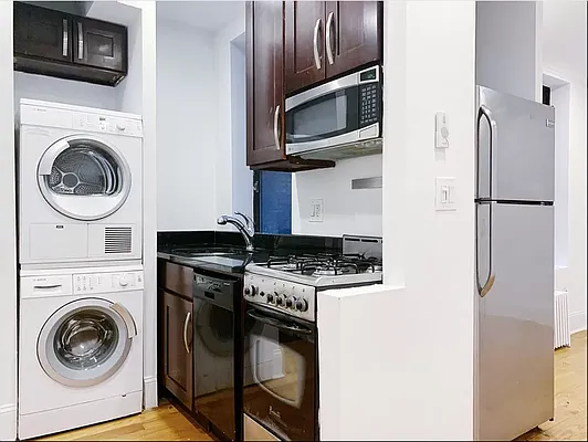 Rented by Compass | media 9