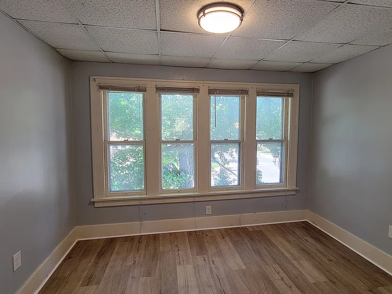 1166 Hall St SE — Photo 3