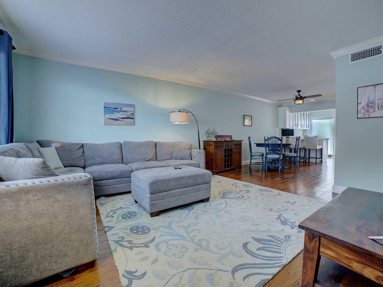 2 bed, 2.5 bath, 1473 sqft, $3,500 — Photo 2