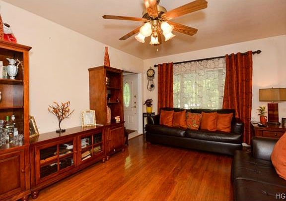 4th image of 4178 Murdock Ave