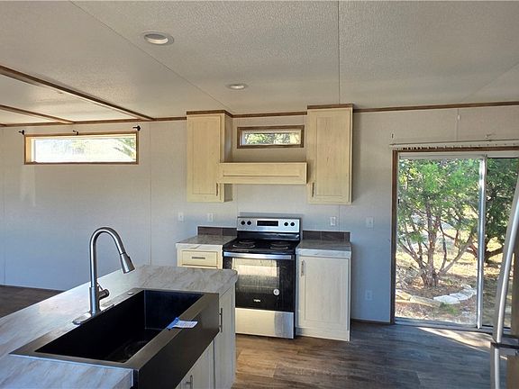 2nd image of 1266 Marissa Dr