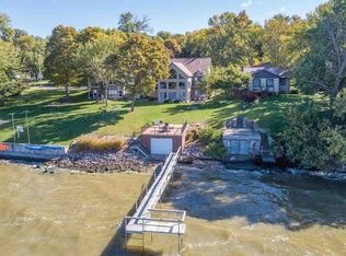 N6347 Fairy Springs Rd, Hilbert, WI 54129