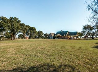 939 School House Rd, Paradise, TX 76073