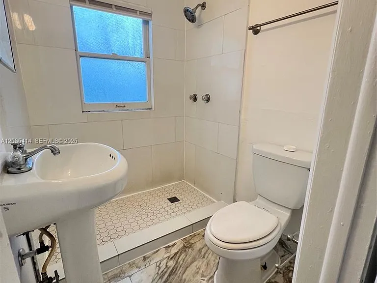 1754 NW 45th St #1754 — Photo 5