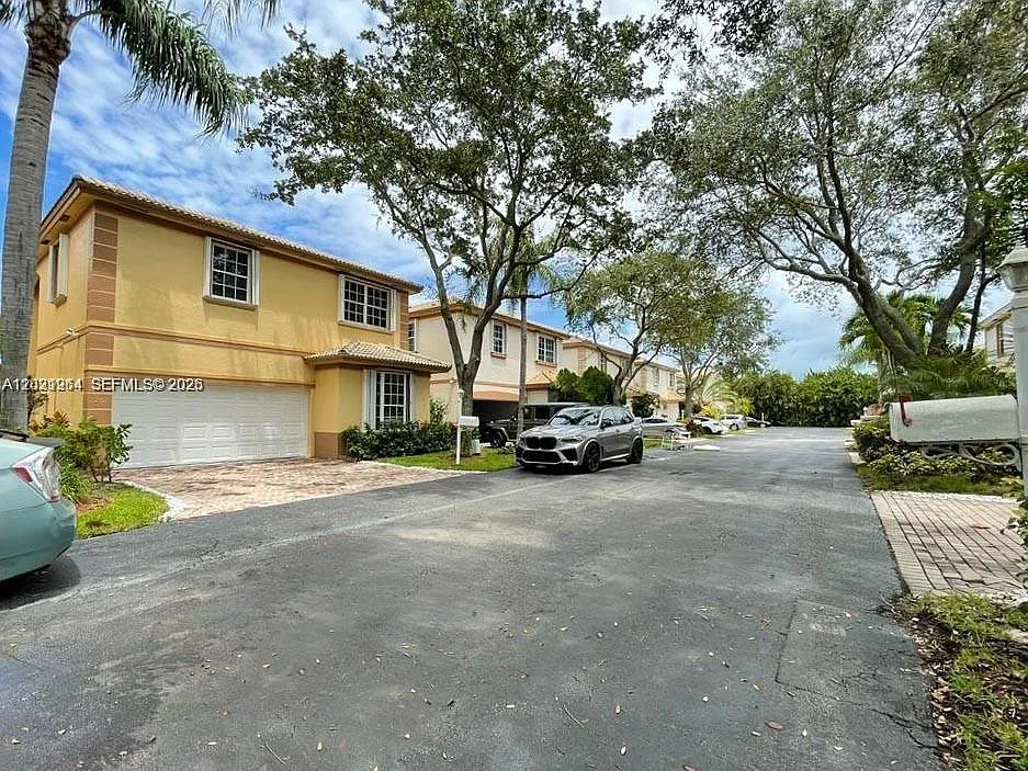 4 bed, 3.5 bath, 2434 sqft, $5,500 — Photo 3