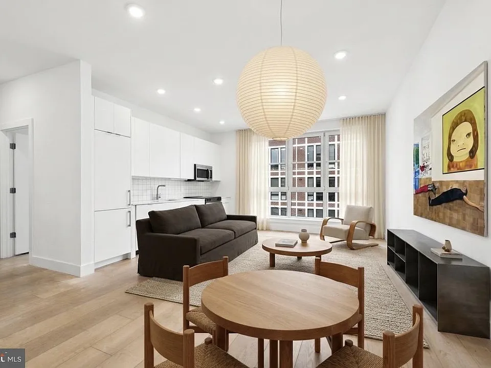 2404-6 Frankford Ave #14