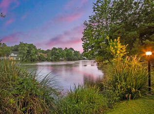 1358 Center Lake Dr, Mount Pleasant, SC 29464