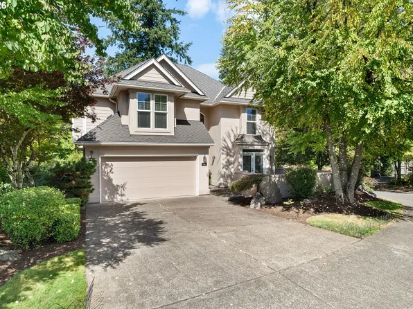 44 Morningview Cir, Lake Oswego, OR 97035