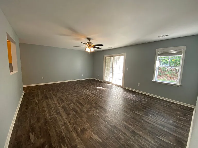5132 Greenville Loop Rd #B — Photo 14