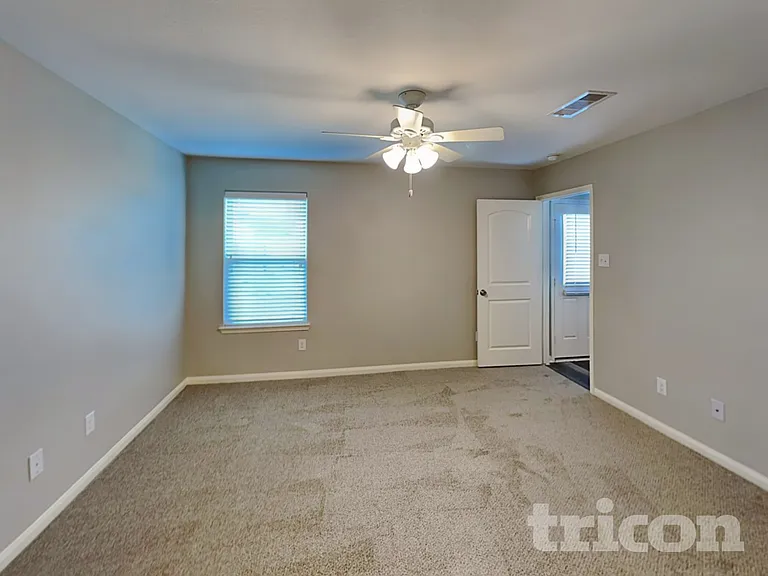 7918 Distant Harbor Rd — Photo 8