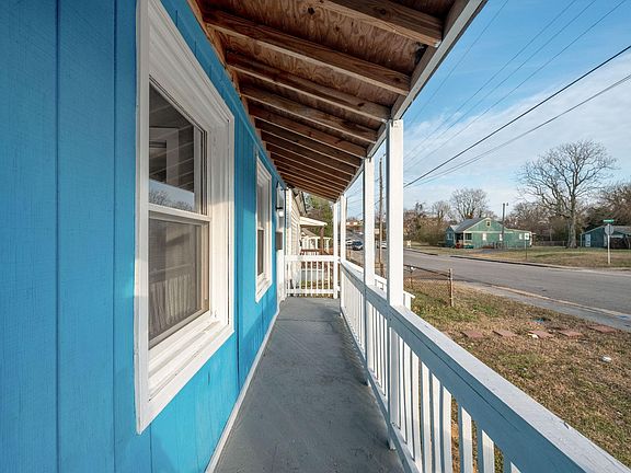 4th image of 405 Virginia Ave